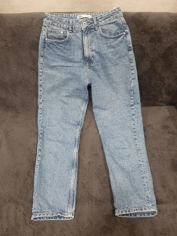 Zara 38размер 15лари — Тбилиси — 15 ₾