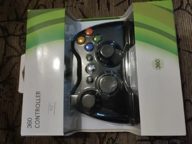 Xbox/Sony, для нетребовательных игроков или детей в качестве первого геймпада. — Тбилиси — 35 ₾