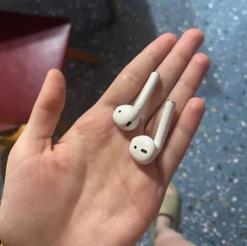 AirPods, в хорошем состоянии, без дефектов. — Тбилиси