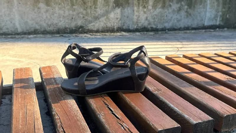 1. Сандали на платформе Teva из натуральной кожи, размер 38, 80 gel — Тбилиси — 39 ₾