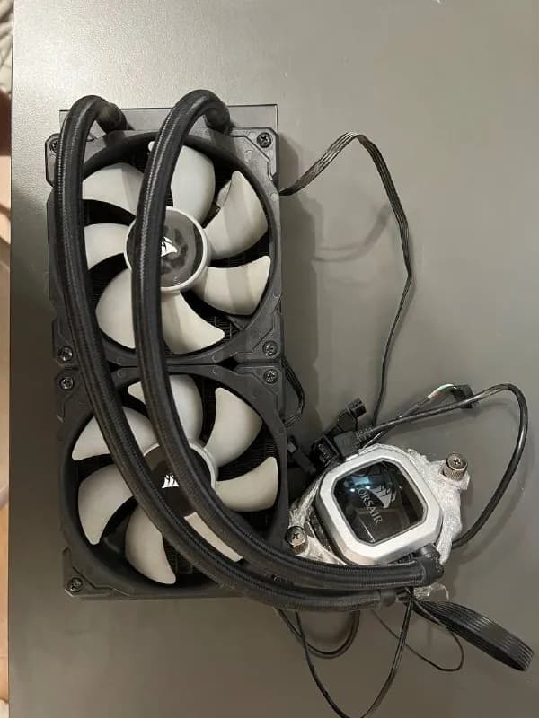 Corsair H100Ipro RGB. Сокет AM4 — Тбилиси — 150 ₾