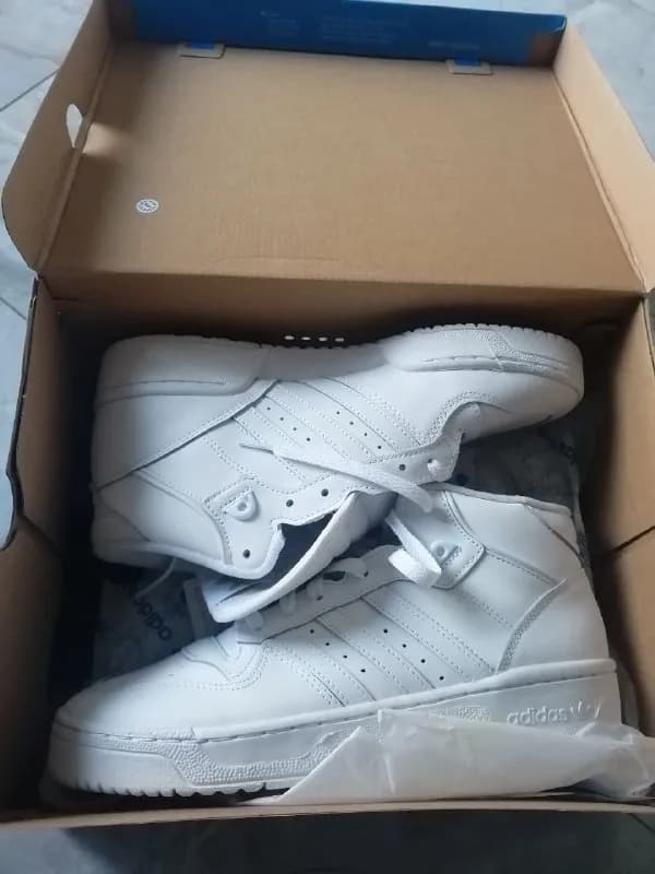 Nike Rivalry Mid White, размер 8 US (7,5 UK или 40 размер, можно увидеть на фото), не подошли по ра — Тбилиси — 350 ₾