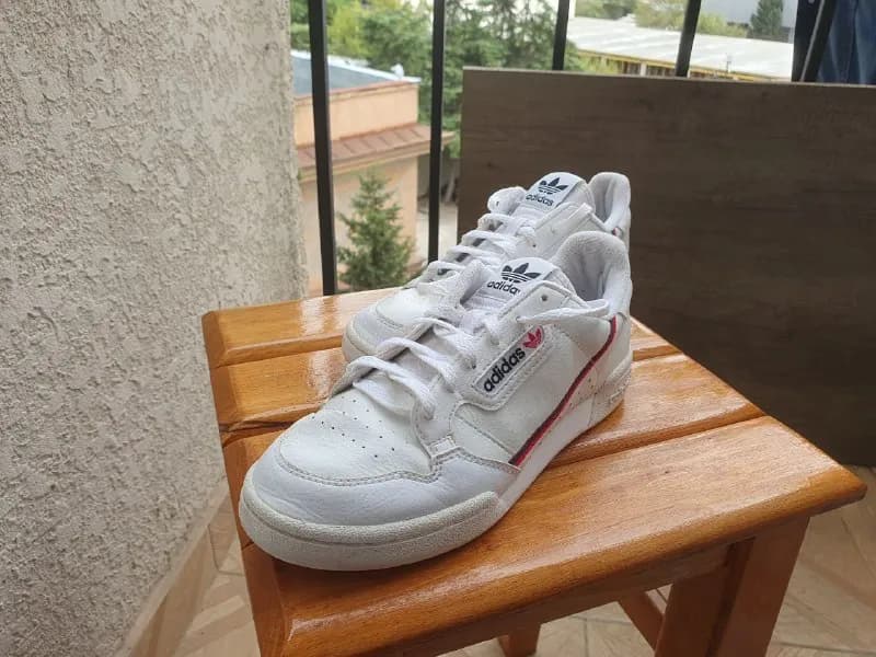 Adidas continental, размер 36-37, цена 70 лари, территориально ст. м Дидубе — Тбилиси — 70 ₾