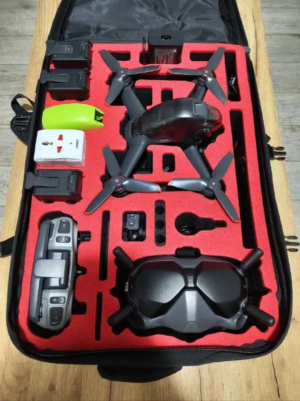 DJI FPV Combo + DJI FPV Fly more kit + транспортировочный рюкзак MC-Cases. 4000 лари, небольшой торг — Тбилиси — 4000 ₾