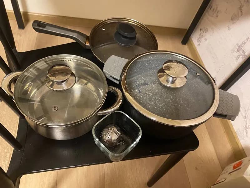 1 большая, 1 маленькая, 1 маленькая со сколом) — Тбилиси — 250 ₾