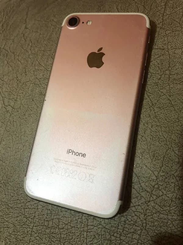 iPhone 7 128gb — Тбилиси — 180 ₾
