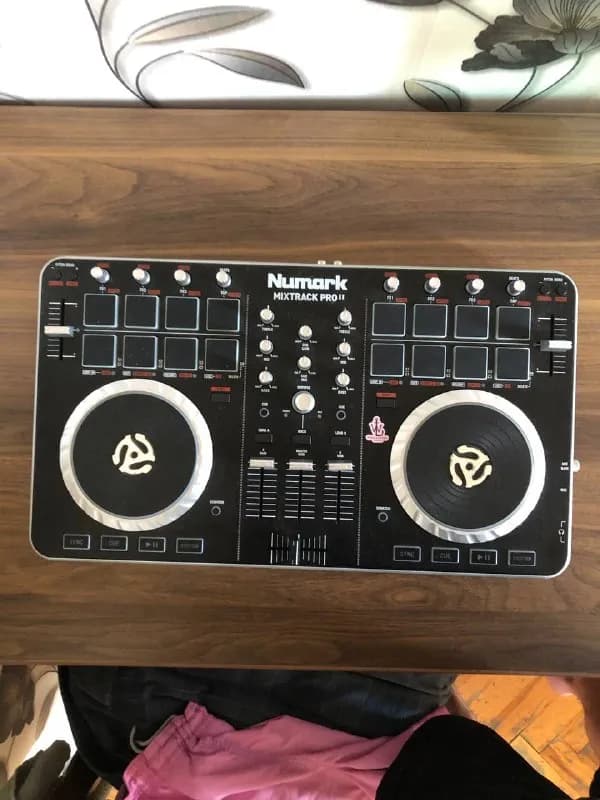 Numark Mixtrack Pro2 — Тбилиси — 500 ₾