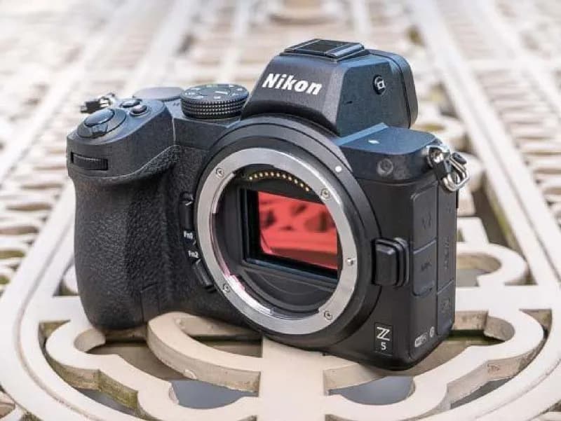 Nikon Z5, полный кадр. Пробег 12к, состояние идеальное. Так же продаю объектив 50 mm f/1.8 — Тбилиси — 950 $