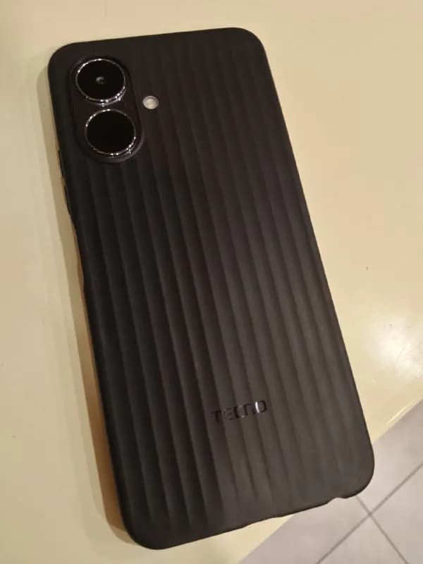 Tecno spark go 2, 3*64 gb, 100 лари. Отличное состояние — Батуми — 100 ₾
