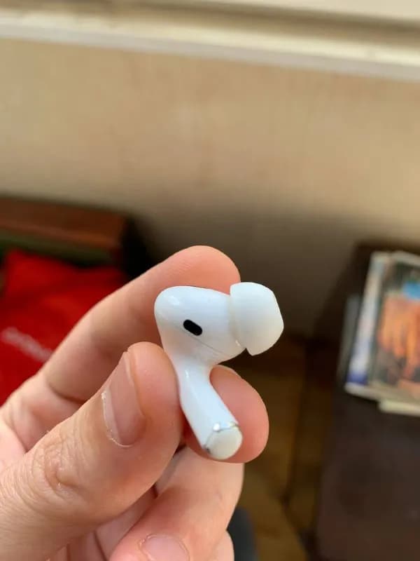 Airpods Pro 1. Оригинал, все функции работают. Новая амбушюра. 120 лари. Оплата только после полной — Тбилиси — 120 ₾