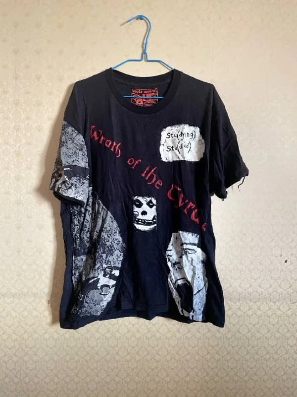 25 лари — Тбилиси — 25 ₾
