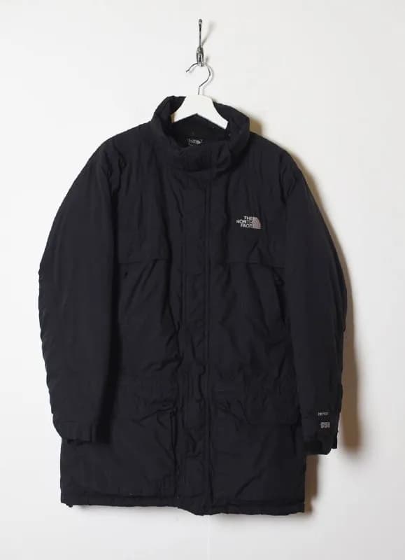 the north face, цена 260 лари (торг) размер хл, но по факте л. Есть ньюансы ☺️ ахметели метро (в — Тбилиси — 260 ₾