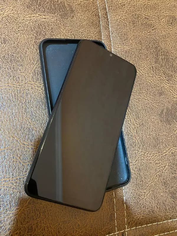Samsung A04e 32/3 — Тбилиси — 180 ₾