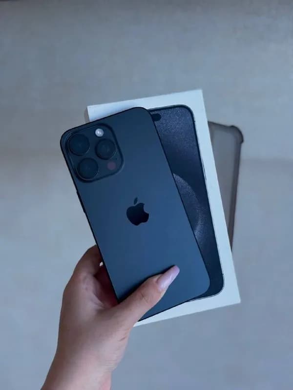 iPhone 16 Pro 🖤 — 2000 лари — Батуми — 2 000 ₾