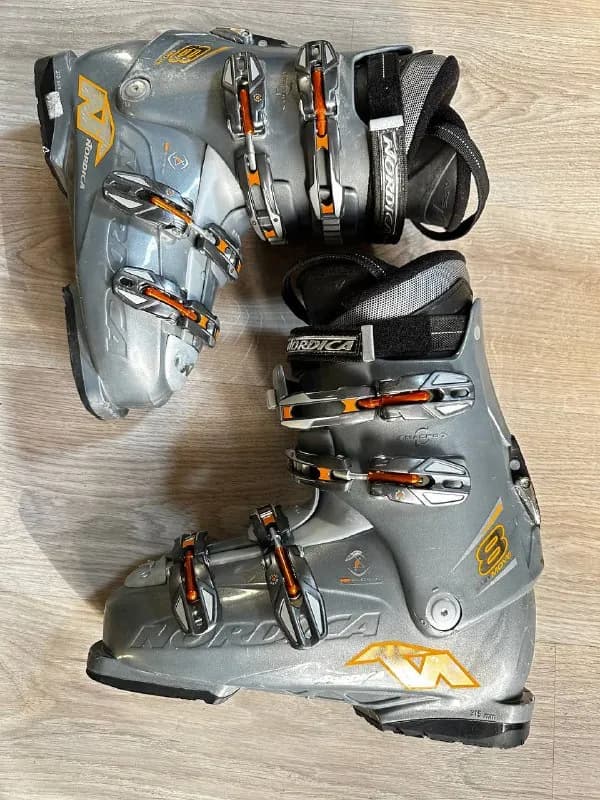 1. лыжные ботинки фирмы Nordica 🔹 — Тбилиси — 160 ₾