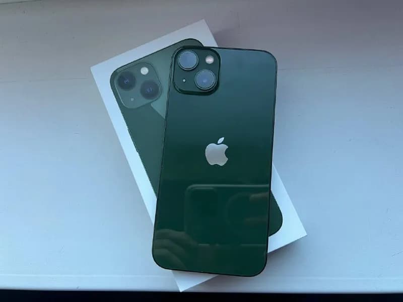 iPhone 13 — Тбилиси — 1 600 ₾