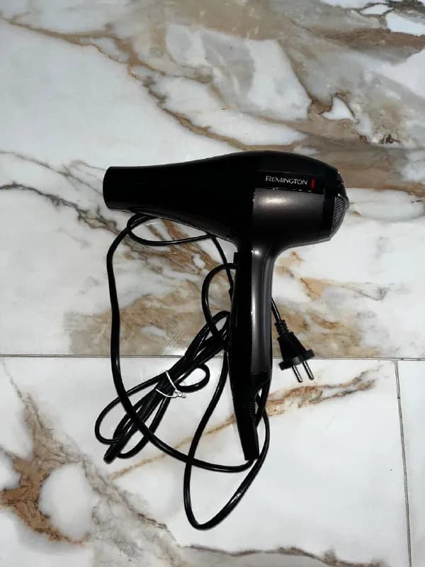 Remington AC5999, дата покупки 19.08.2023. Есть все документы, коробка. — Тбилиси — 80 ₾