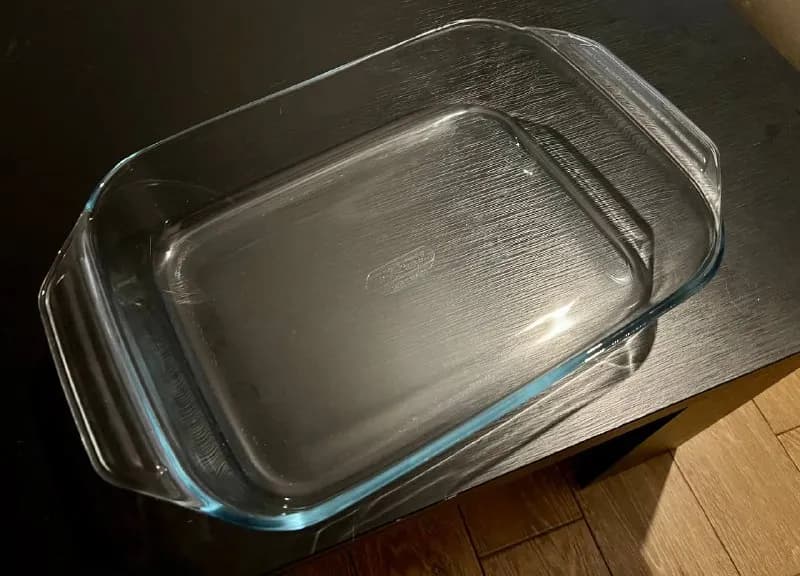 Pirex 40×23×8 — Тбилиси — 820 ₾