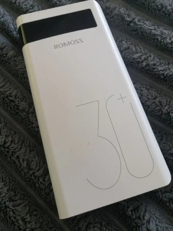 30000 mAh — 50 лар. — Батуми — 50 ₾
