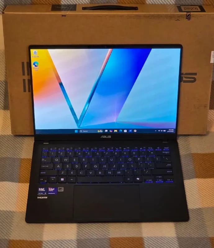 ASUS Vivobook S 14 OLED Q423S-U5512 14.0» FHD+, Intel Ultra 5 226V 8-core, Intel Arc 130V GPU (8GB), — Батуми — 1,850 ₾