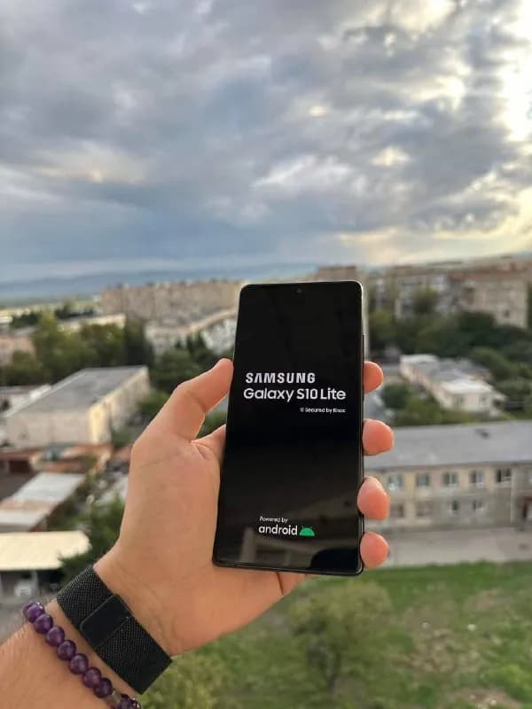Samsung galaxy s 10 lite — Тбилиси