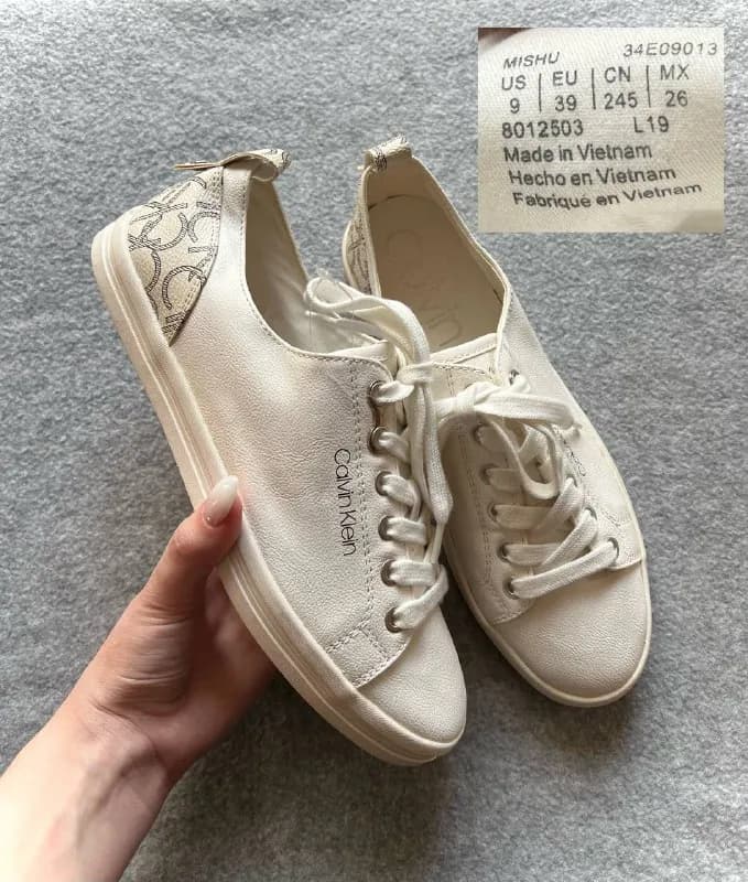 Calvin Klein; Ralph Lauren; Nike. — Тбилиси