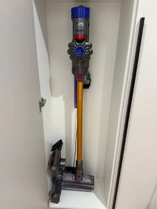 Пылесос Dyson V8 Absolute+ — Тбилиси — 700 ₾