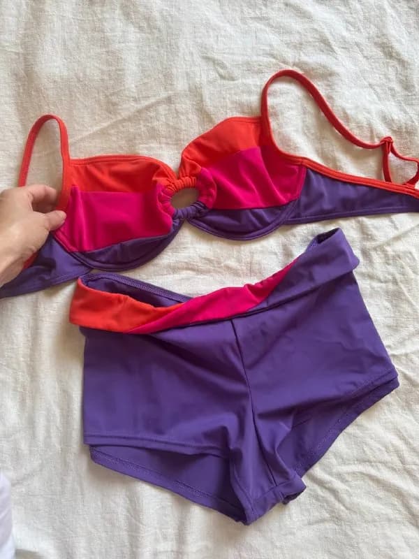 M. Плавки: L — Батуми — 25 ₾