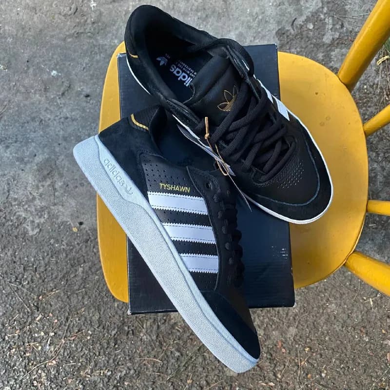 Adidas Original — Тбилиси — 329 ₾