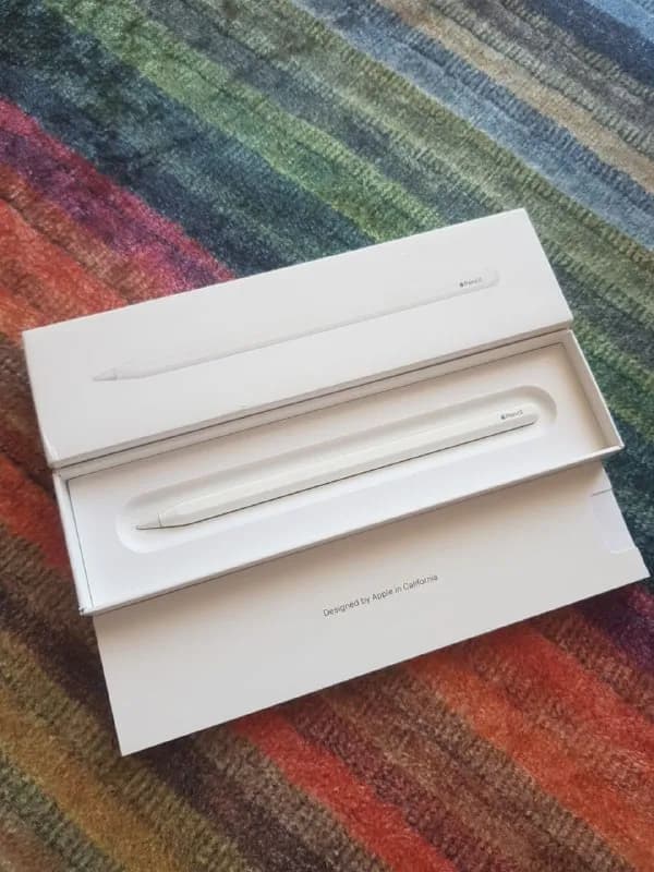 Apple pencil 2. Новый, коробка, чек. Привезён из США. 250 лари. — Тбилиси — 250 ₾