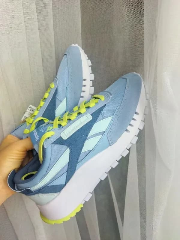 Reebok. — Тбилиси — 220 ₾