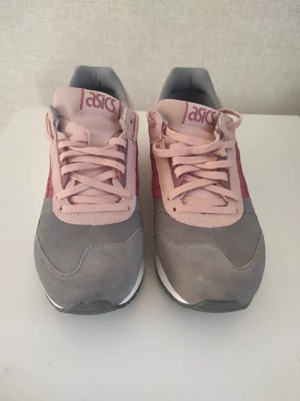 Кроссовки ASICS, новые, 44 размер — Тбилиси — 200 ₾