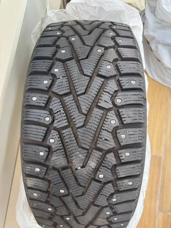 Pirelli Winter Ice Zero 225/45 R17 шипы 4шт — Батуми