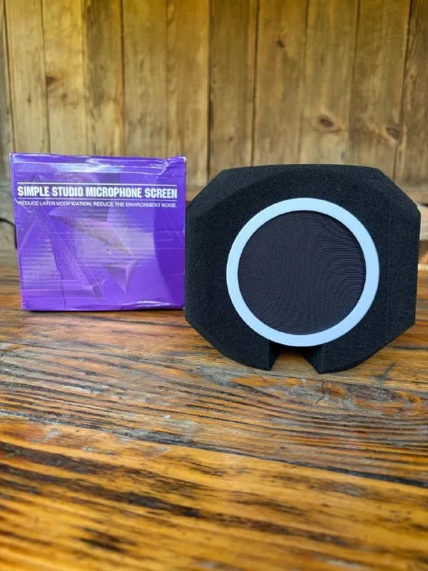 Simple studio microphone screen — Батуми — 30 ₾