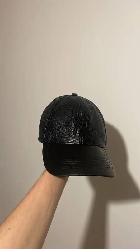Кожаная кепка NY — Тбилиси — 34 ₾