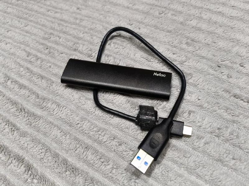 SSD диск Netac (внешний ssd) 500 Гб. Очень компактный, алюминиевый корпус. Кабель и переходник с US — Батуми — 180 ₾