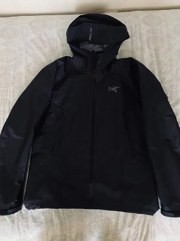 Arcteryx Beta SL ветровка (M) — Батуми — 810 ₾