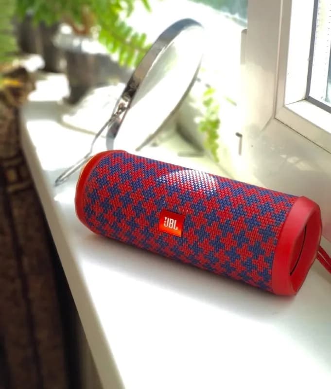 JBL Flip 4 — Батуми — 100 ₾