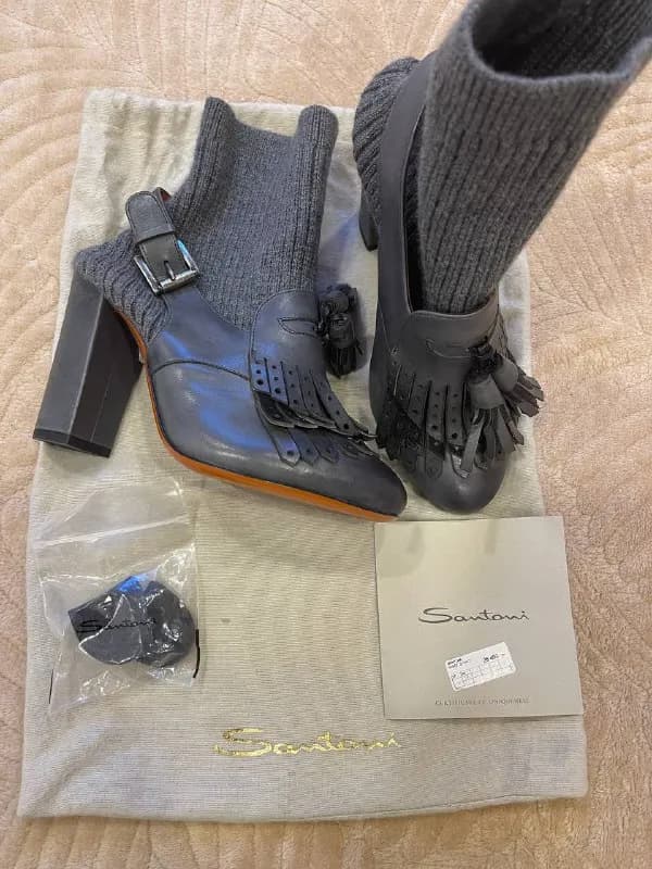 Santoni (оригинал).37 Размер, натуральная кожа, каблук 10 см устойчивый.К ним пыльник, запасные набойки — Тбилиси — 1 200 ₾