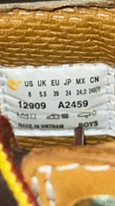 timberland (размер US 6)в хорошем состоянии (заказали с США, не подошло по размеру, в эксплуатации п — Тбилиси — 200 ₾
