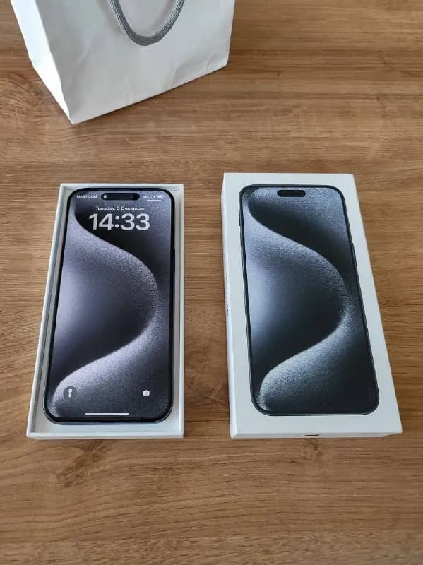 IPhone 15 pro max 256 Gb в цвете Titanium Blue, модель на две физические сим карты, айфон куплен в о — Тбилиси — 3 990 ₾