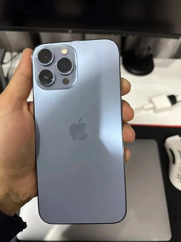 iPhone 13 Pro Max — Тбилиси — 2,200 ₾