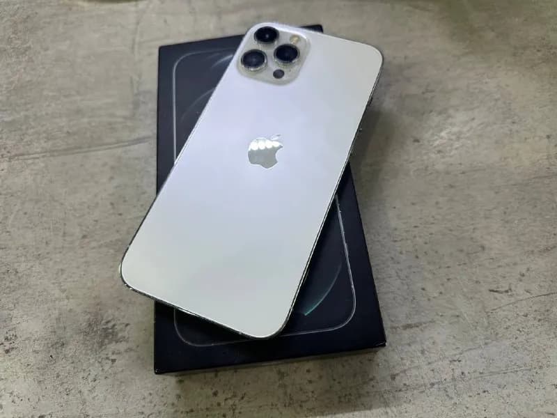 12 Pro Max 128gb — Тбилиси — 1,650 ₾
