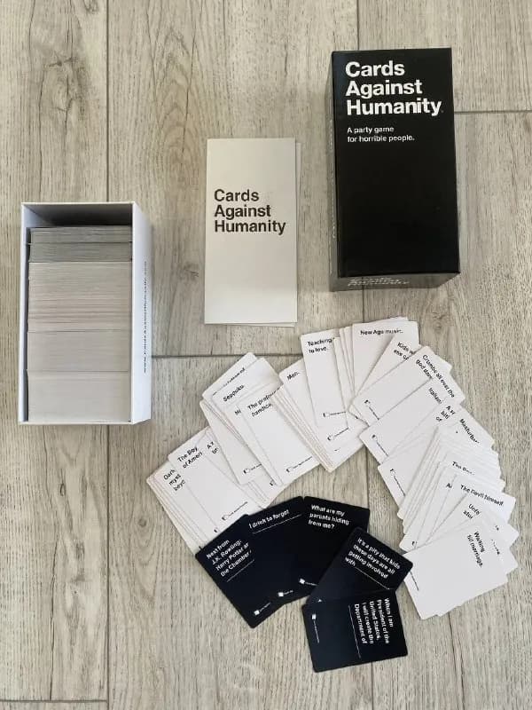 Cards Against Humanity. Для тех, кто не стесняетесь туалетного юмора и шуточек за 100. — Тбилиси — 50 ₾