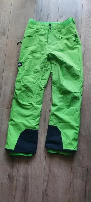 Quiksilver на подростка в идеальном состоянии рост 156-164 — Тбилиси — 250 ₾