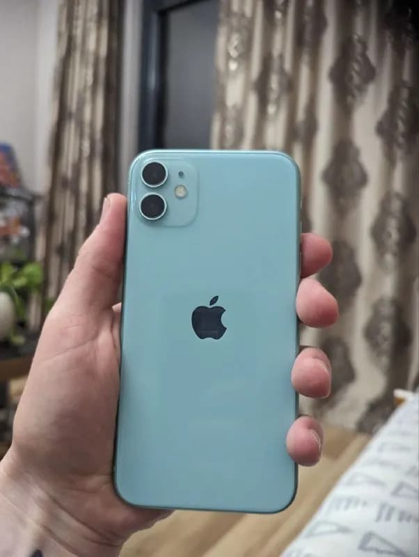 iPhone 11 128гб — Тбилиси — 750 ₾