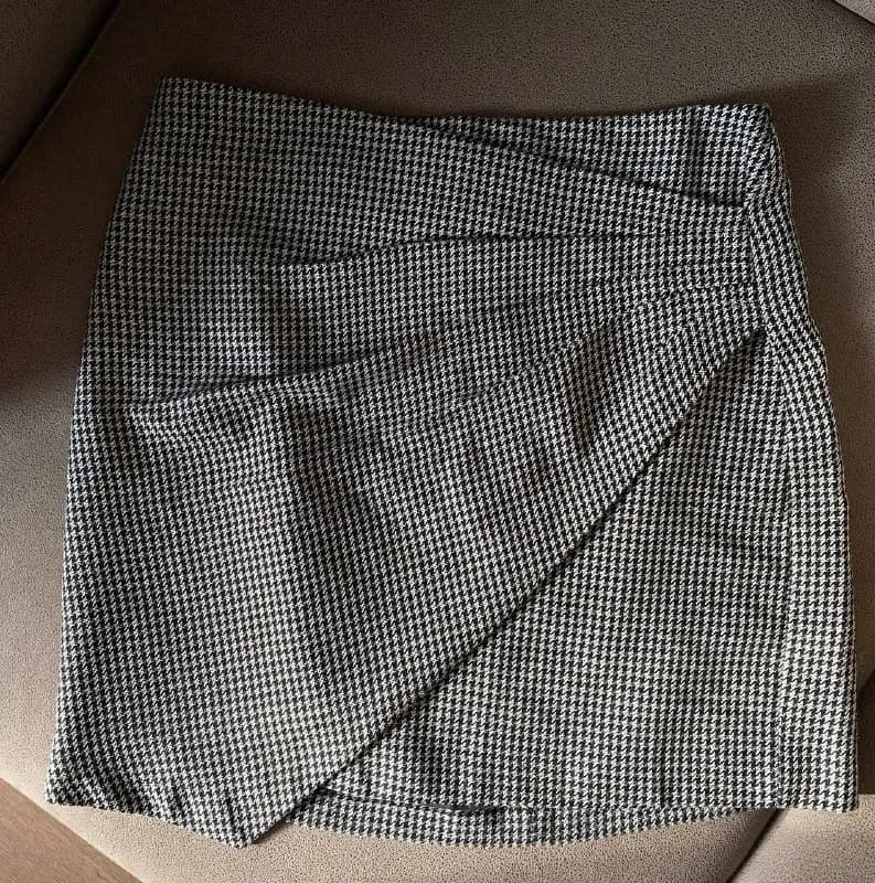 mango (m) -25 лари — Тбилиси — 25 ₾