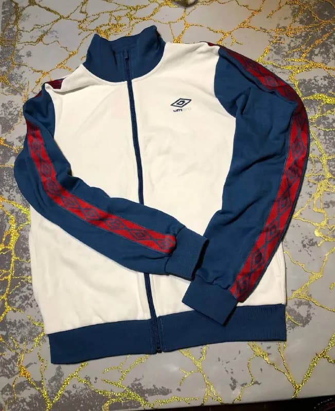 1.олимпийка umbro м размер 50 лари — Тбилиси — 50 ₾