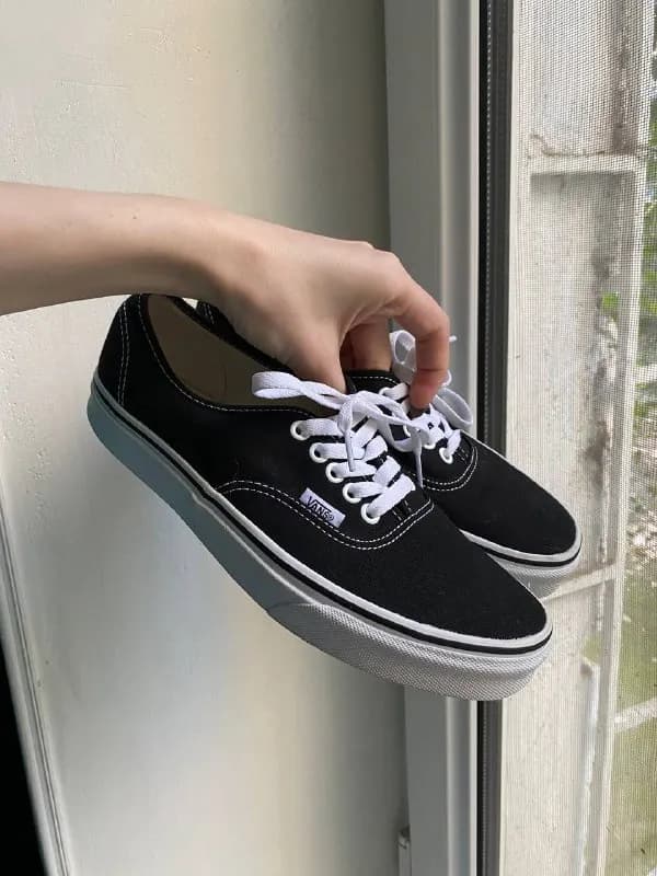1. Vans authentic, 40.5 eu- 100 лари — Тбилиси — 100 ₾