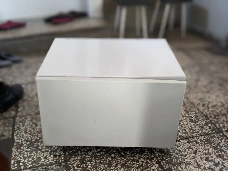 Тумбочка из MDF — Тбилиси — 25 ₾